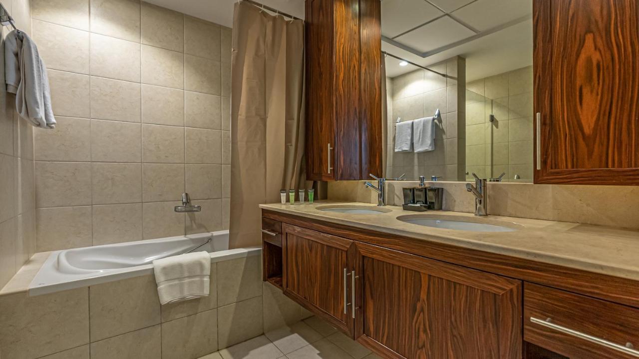 Bellavista - 2Br At The Residences Downtown Boulevard Full Burj Khalifa And Fountain View ดูไบ ภายนอก รูปภาพ